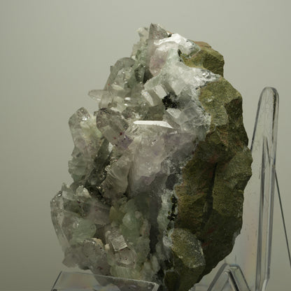 XL Harlekin Amethyst, Prehnit, Calcit, Epidot auf Matrix Streep Mine, Namibia 128*101*63mm #14494
