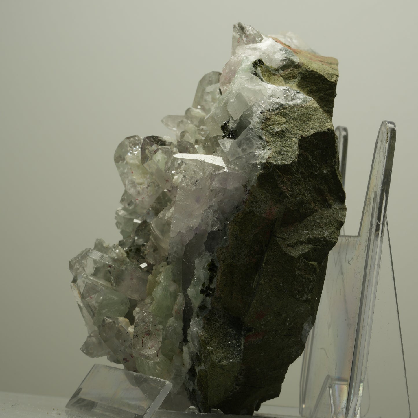 XL Harlekin Amethyst, Prehnit, Calcit, Epidot auf Matrix Streep Mine, Namibia 128*101*63mm #14494