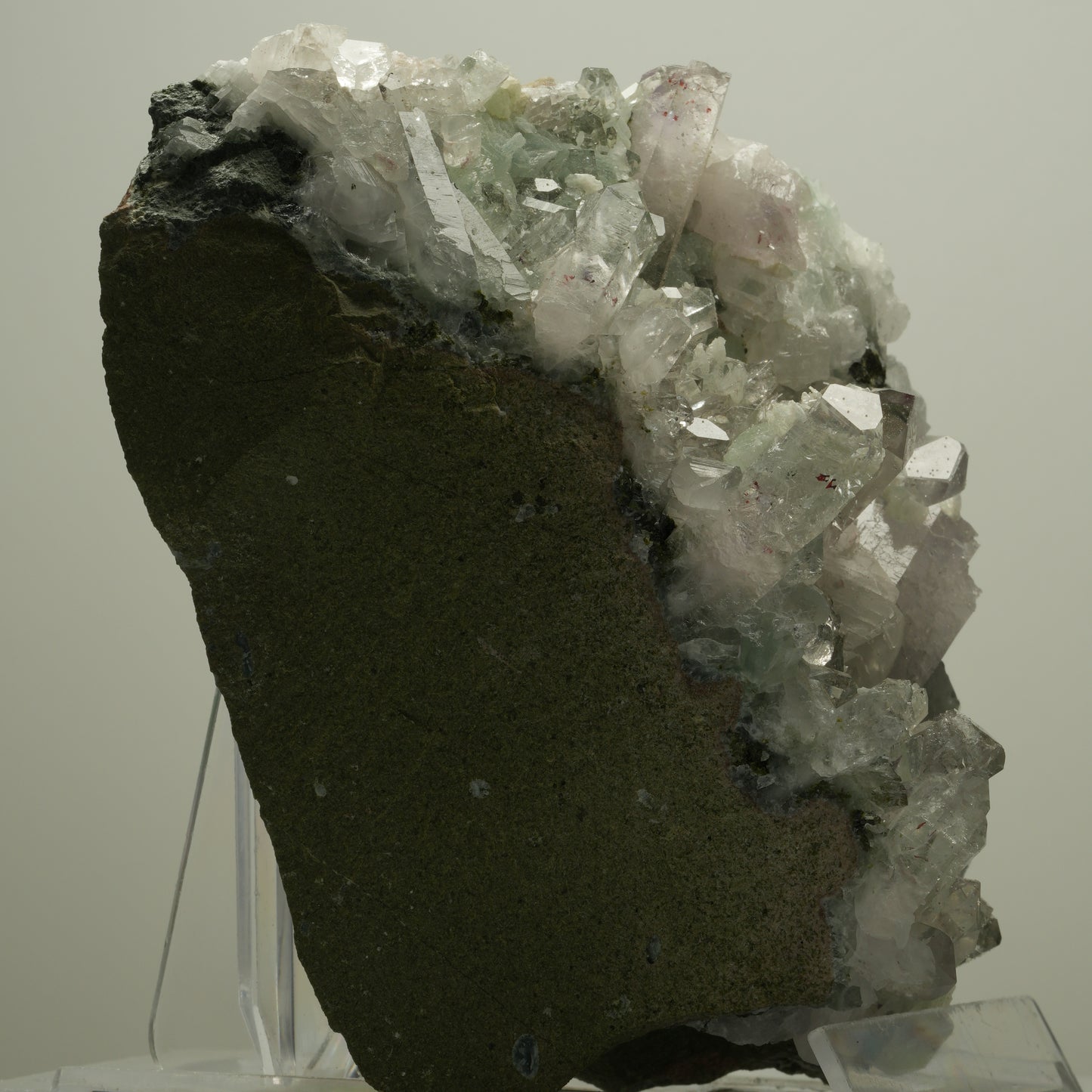 XL Harlekin Amethyst, Prehnit, Calcit, Epidot auf Matrix Streep Mine, Namibia 128*101*63mm #14494