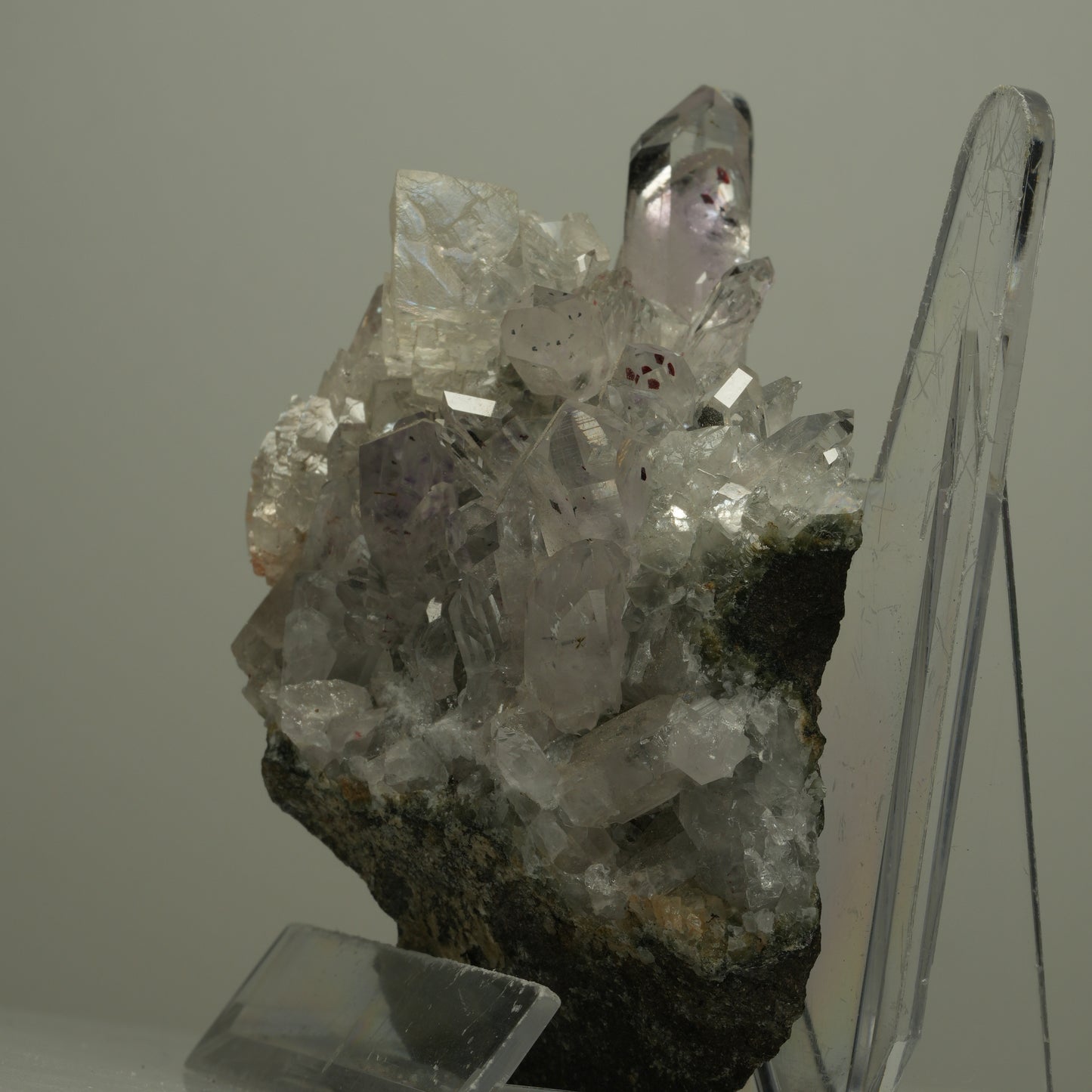 Harlekin Starburst Quarz, Amethyst, Calcit auf Matrix Streep Mine, Namibia 85*64*36mm #14497