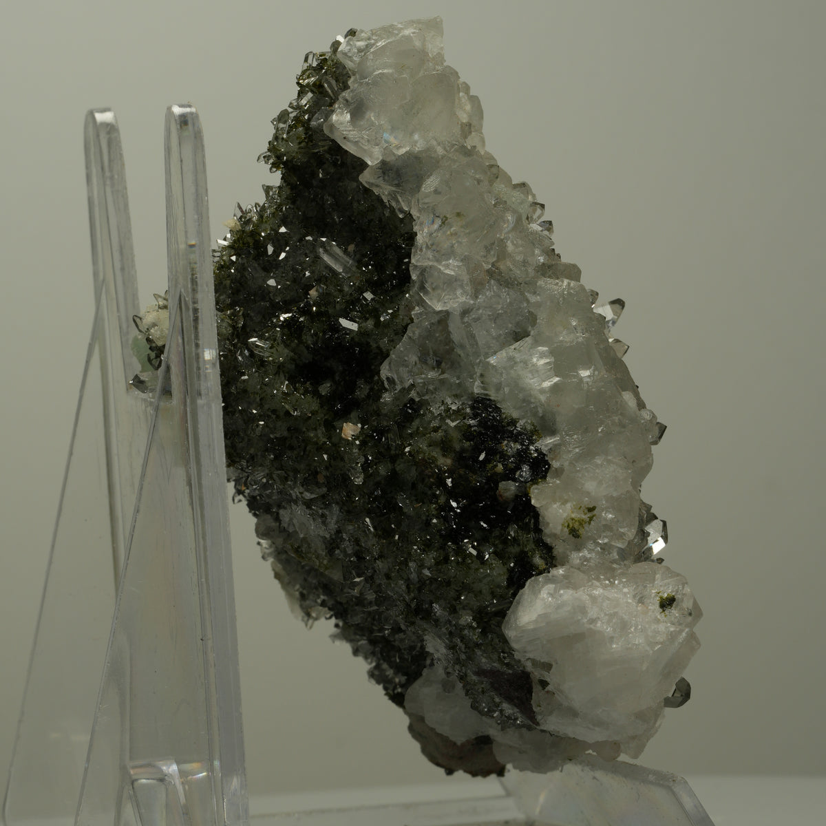 Starburst Quarz, Calcit, Prehnit, Epidot auf Matrix Streep Mine Namibia 79*70*49mm #14502