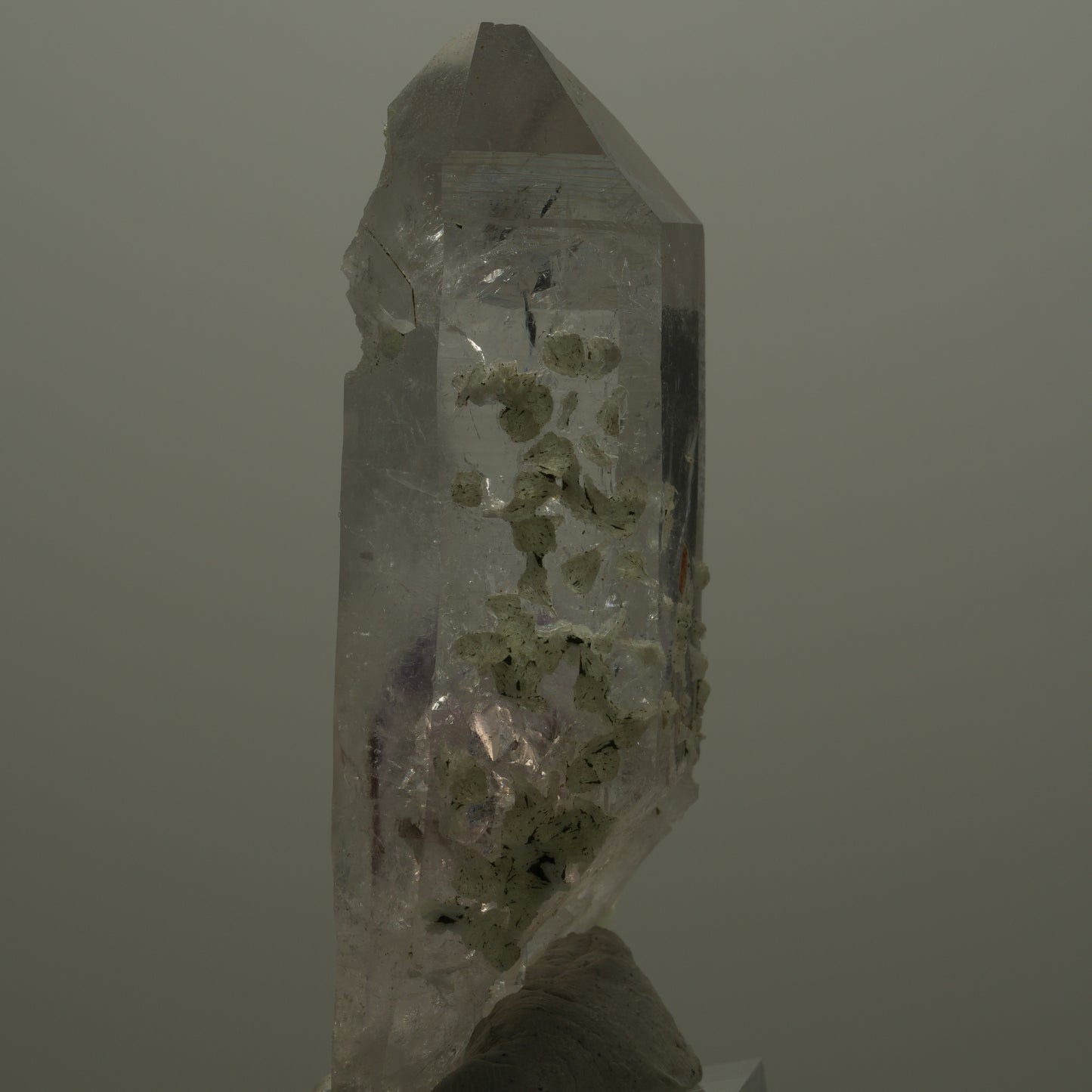 Enhydro Lemurian Phantom Amethyst mit Prehnit, Epidot, 1x Blase Streep Mine, Namibia 68*26*22mm #14516