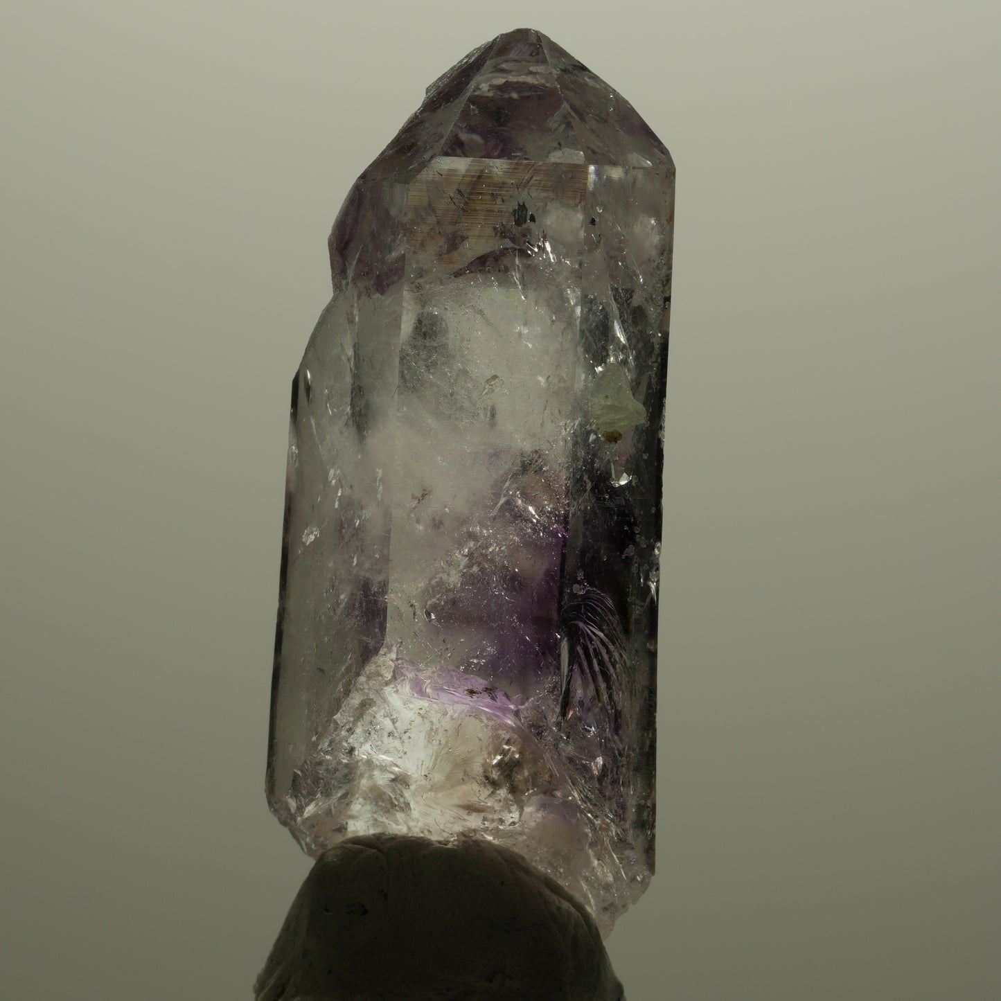 Phantom Amethyst mit Analcim, Prehnit, Hämatit Streep Mine, Goboboseb, Namibia 67*25*20mm #14517