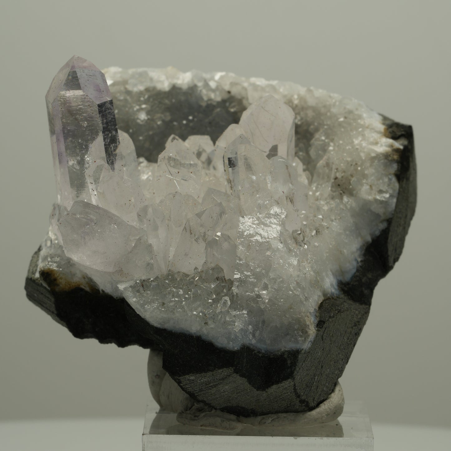 Klare Phantom Amethyst mit Hämatit auf Matrix Streep Mine, Goboboseb, Namibia 59*51*34mm #14522