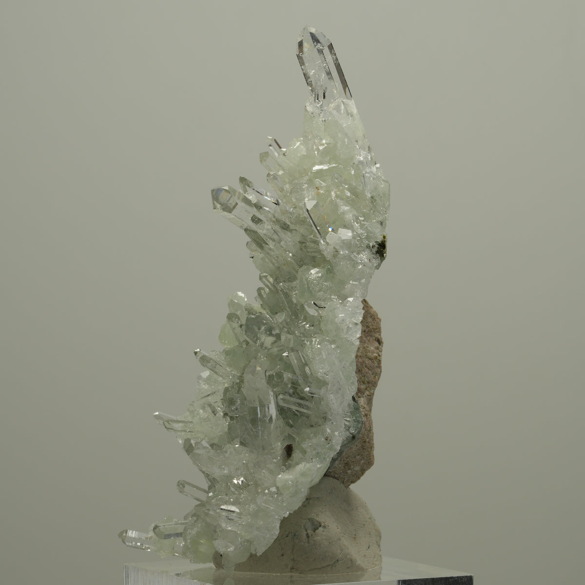 Starburst Quarz, Prehnit, Analcim auf Matrix Streep Mine, Namibia 62*28*27mm #14523