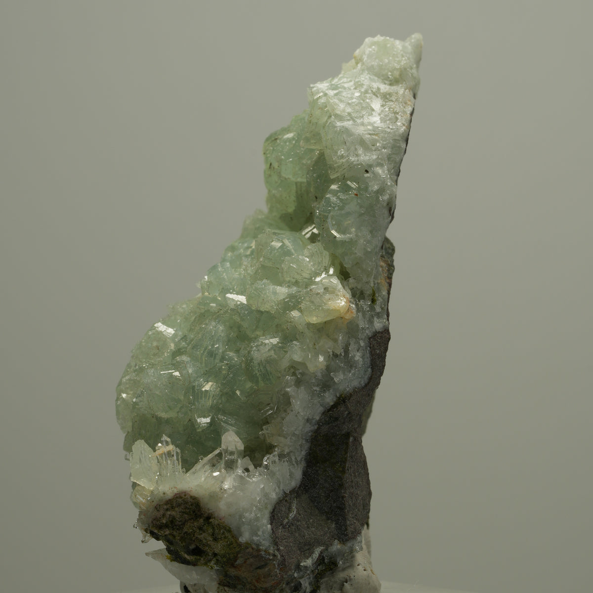 Starburst Quarz, Prehnit, Epidot auf Matrix Streep Mine, Namibia 69*40*28mm #14524