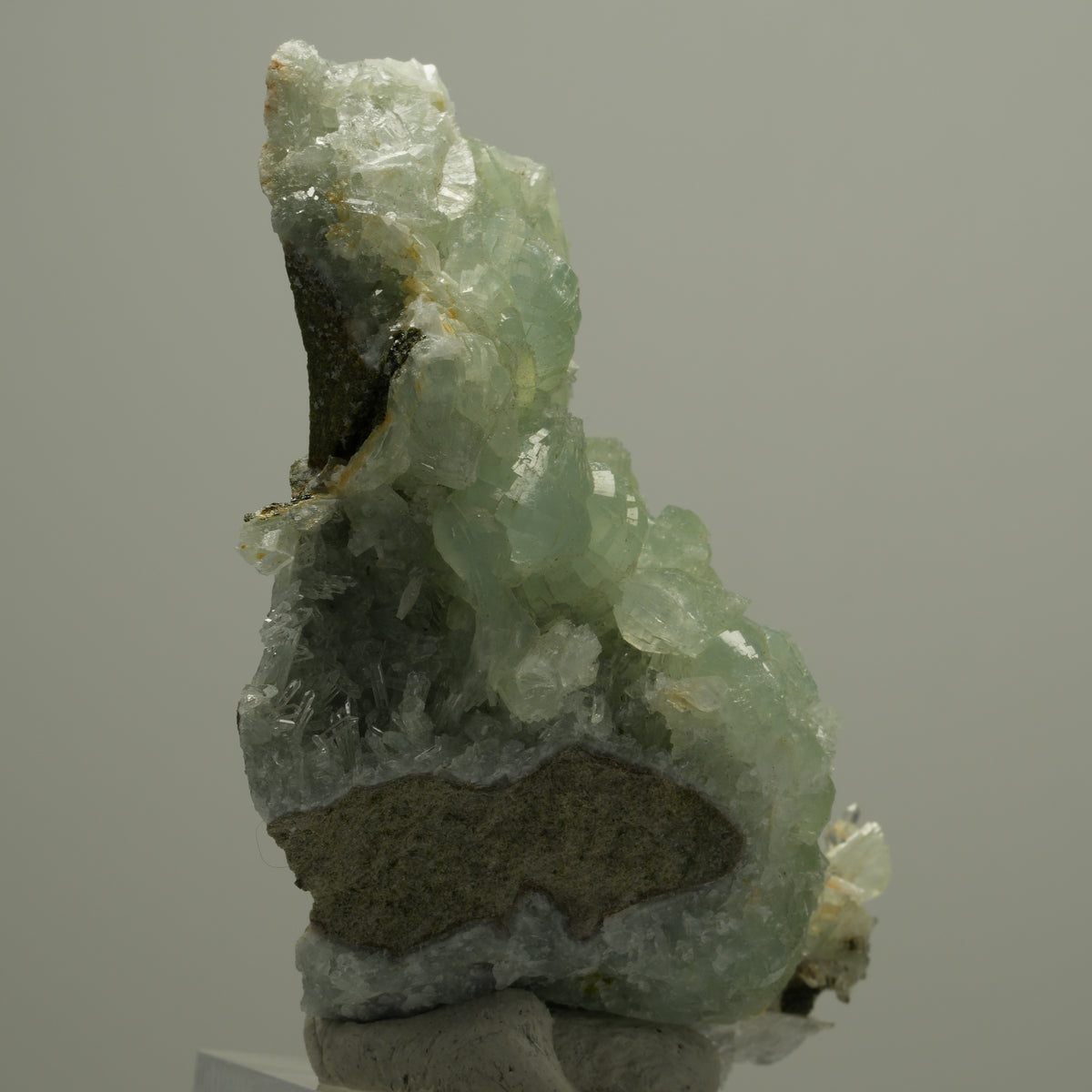 Starburst Quarz, Prehnit, Epidot auf Matrix Streep Mine, Namibia 69*40*28mm #14524
