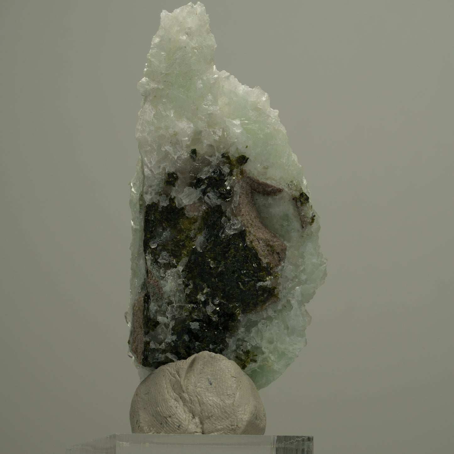 Klare Quarz, Prehnit, Calcit, Epidot auf Matrix Streep Mine, Namibia 65*30*19mm #14530