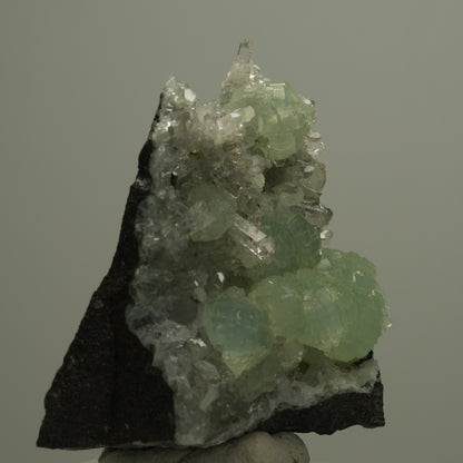 Harlekin Starburst Quarz, Prehnit, Calcit, Epidot, Analcim Streep Mine, Namibia 48*47*28mm #14535