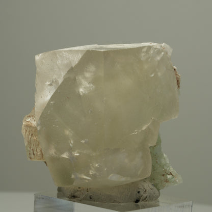 Großer Calcit Würfel mit Prehnit Streep Mine, Goboboseb, Namibia 38*36*34mm #14537