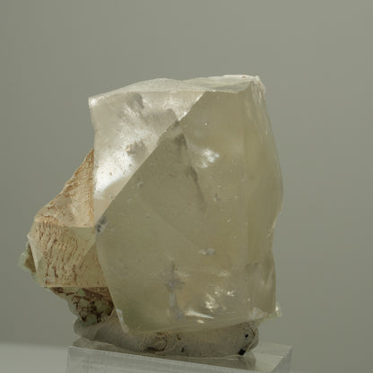 Großer Calcit Würfel mit Prehnit Streep Mine, Goboboseb, Namibia 38*36*34mm #14537