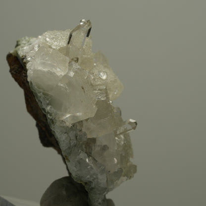 Klare Quarz, Calcit, Analcim Epidot auf Matrix Streep Mine Namibia 47*39*22mm #14542