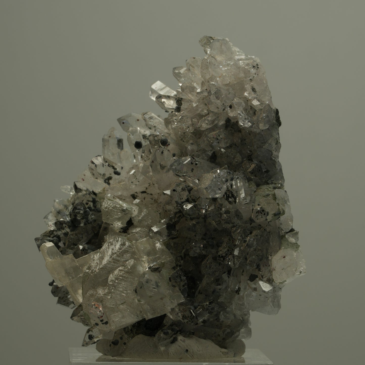 Starburst Quarz, Hämatit, Analcim, Calcit, Epidot, Matrix Streep Mine Namibia 52*42*24mm #14544