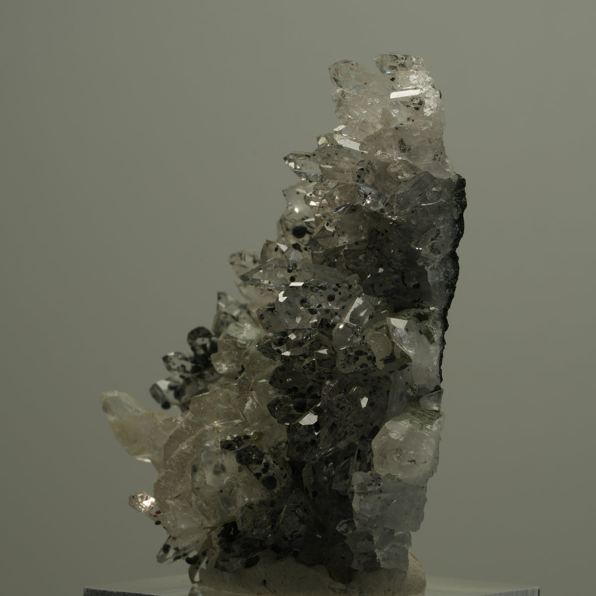Starburst Quarz, Hämatit, Analcim, Calcit, Epidot, Matrix Streep Mine Namibia 52*42*24mm #14544