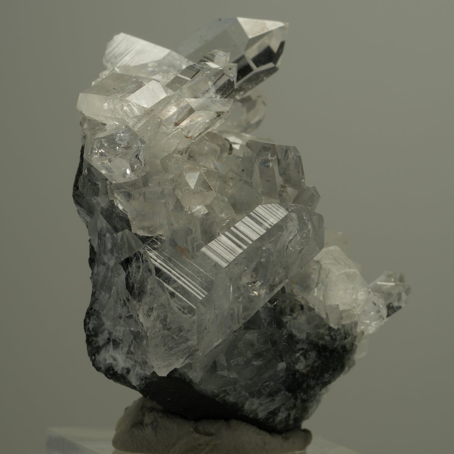 Starburst Quarz, Hämatit, Analcim, Calcit, Epidot, Matrix Streep Mine Namibia 47*45*28mm #14546