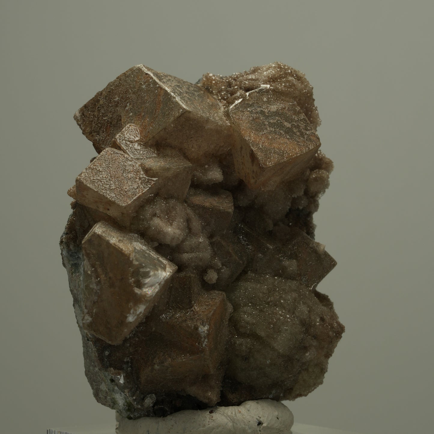 Quarz, Analcim, Calcit, Prehnit auf Matrix Streep Mine, Goboboseb, Namibia 49*40*25mm #14551