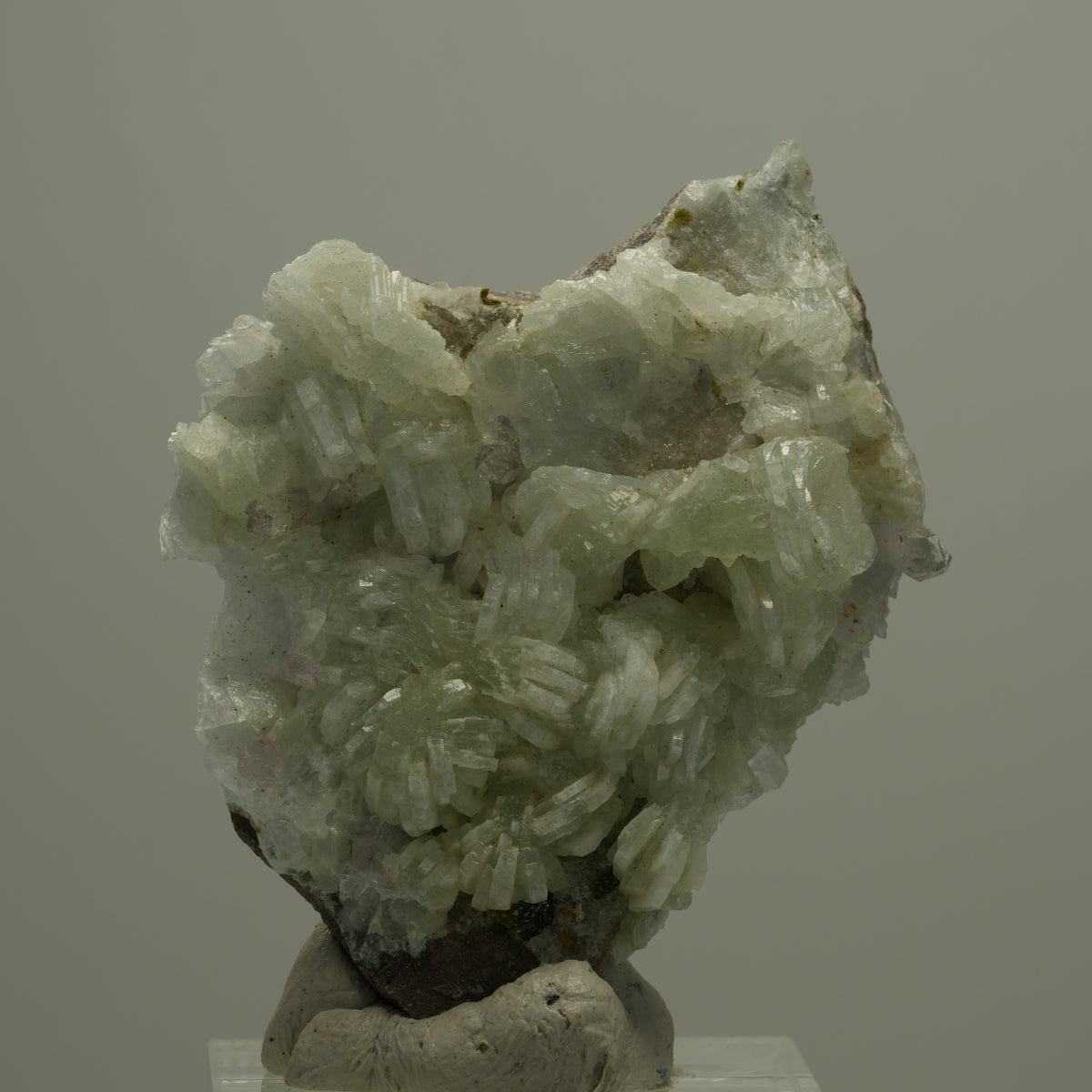 Harlekin Quarz, Prehnit, Epidot auf Matrix Streep Mine, Goboboseb, Namibia 42*40*14mm #14552