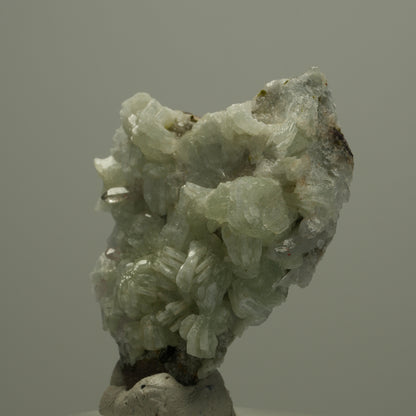 Harlekin Quarz, Prehnit, Epidot auf Matrix Streep Mine, Goboboseb, Namibia 42*40*14mm #14552