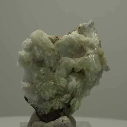 Harlekin Quarz, Prehnit, Epidot auf Matrix Streep Mine, Goboboseb, Namibia 42*40*14mm #14552