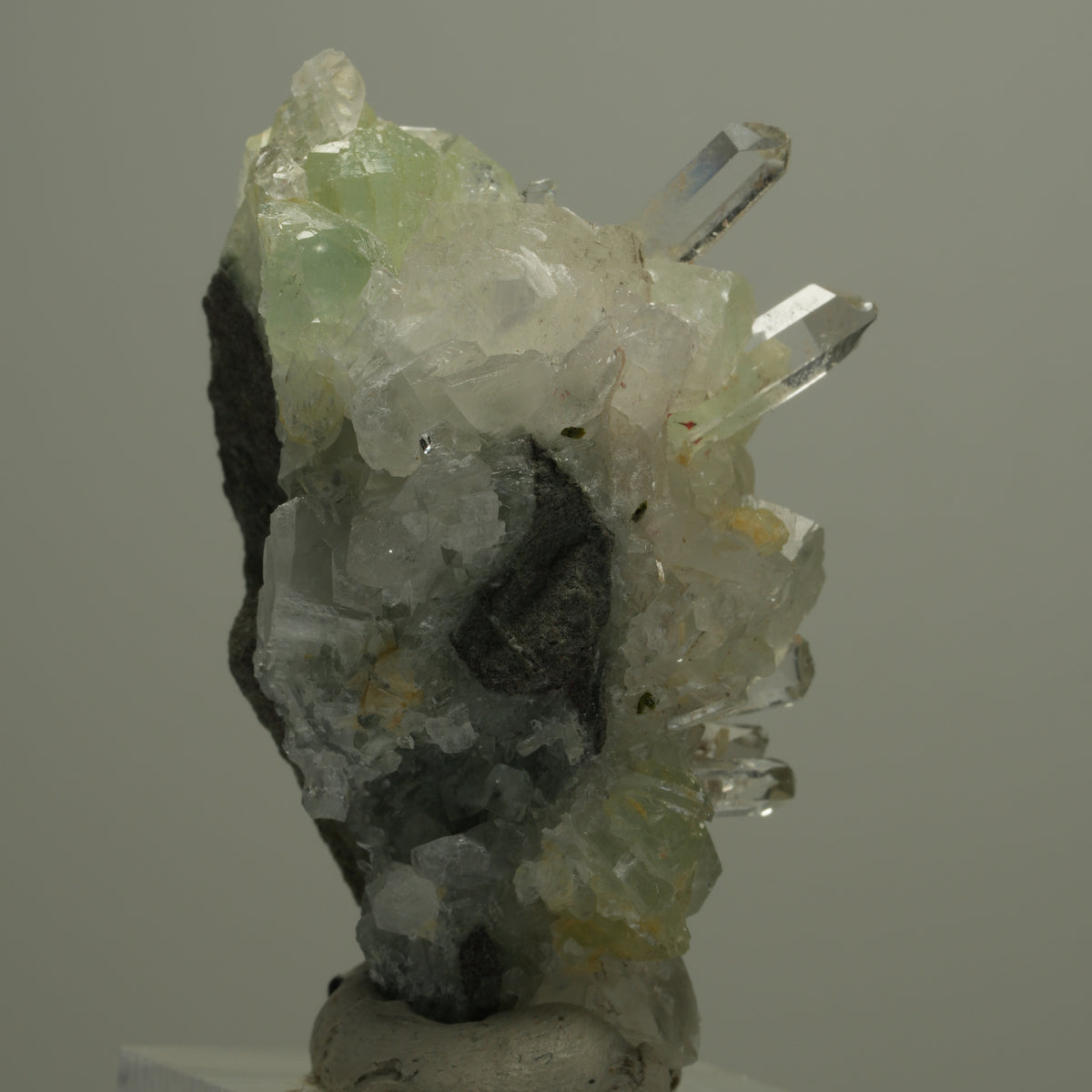 Quarz, Prehnit, Analcim, Calcit Epidot auf Matrix Streep Mine Namibia 52*31*35mm #14553