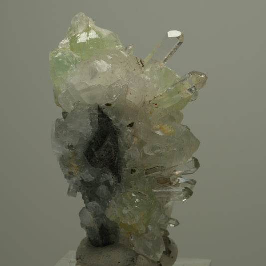 Quarz, Prehnit, Analcim, Calcit Epidot auf Matrix Streep Mine Namibia 52*31*35mm #14553
