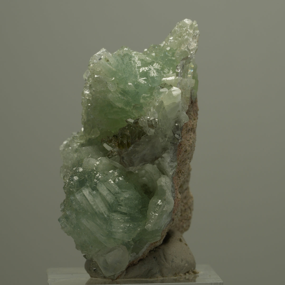 Seltene Quarz, Analcim, Prehnit, Calcit, Epidot Stufe Streep Mine Namibia 48*43*26mm #14556