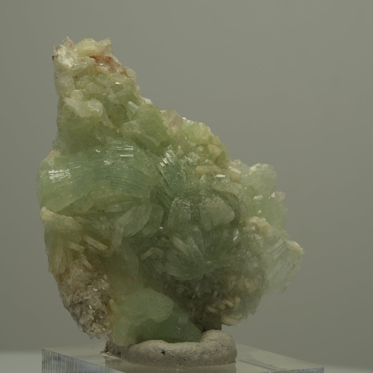 Prehnit, Harlekin Quarz, Epidot auf Matrix Streep Mine, Goboboseb, Namibia 51*42*11mm #14559