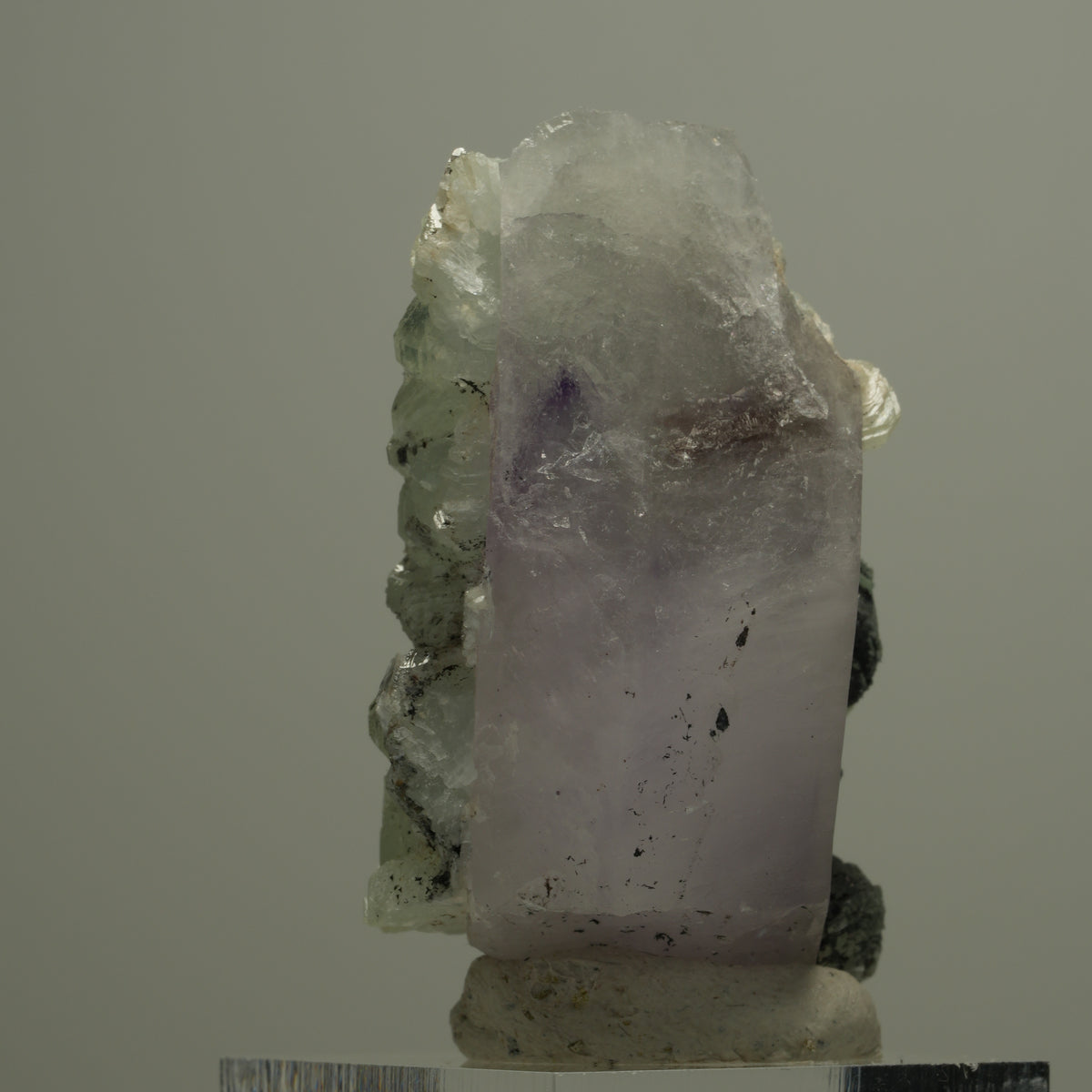 Phantom Amethyst mit Prehnit, Hämatit Streep Mine, Goboboseb, Namibia 51*30*25mm #14560