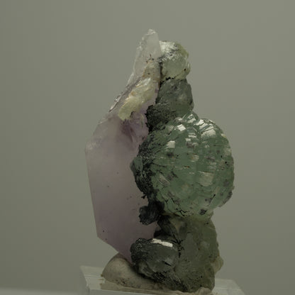 Phantom Amethyst mit Prehnit, Hämatit Streep Mine, Goboboseb, Namibia 51*30*25mm #14560
