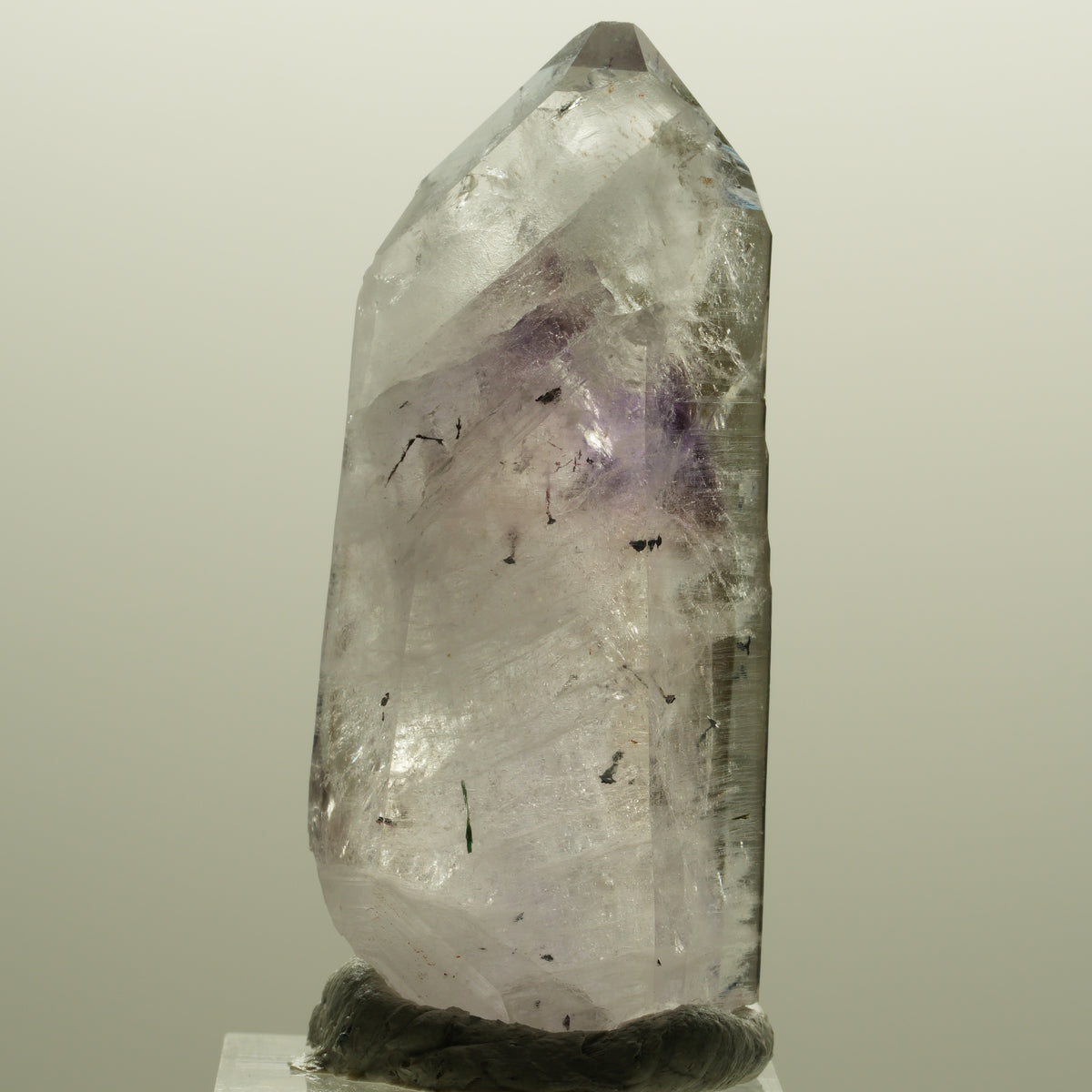 Harlekin Phantom Amethyst mit Analcim Streep Mine, Goboboseb, Namibia 54*24*14mm #14569