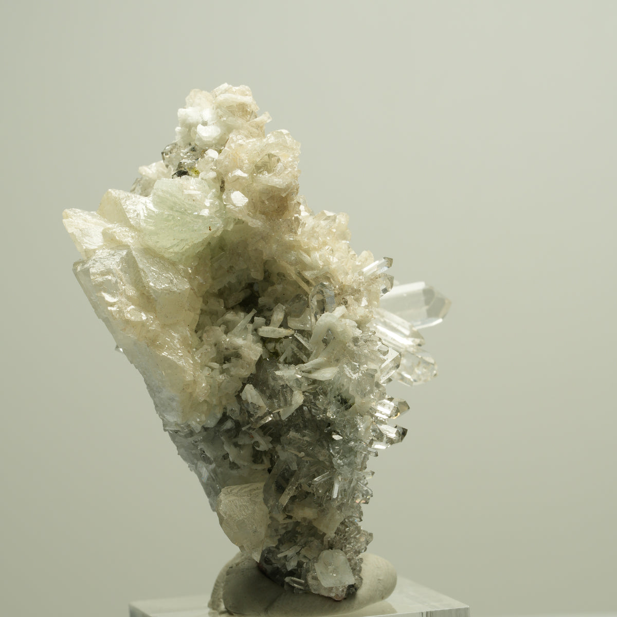 Starburst Quarz, Prehnit, Calcit, Analcim, Epidot, Matrix Streep Mine, Namibia 56*41*30mm #14632