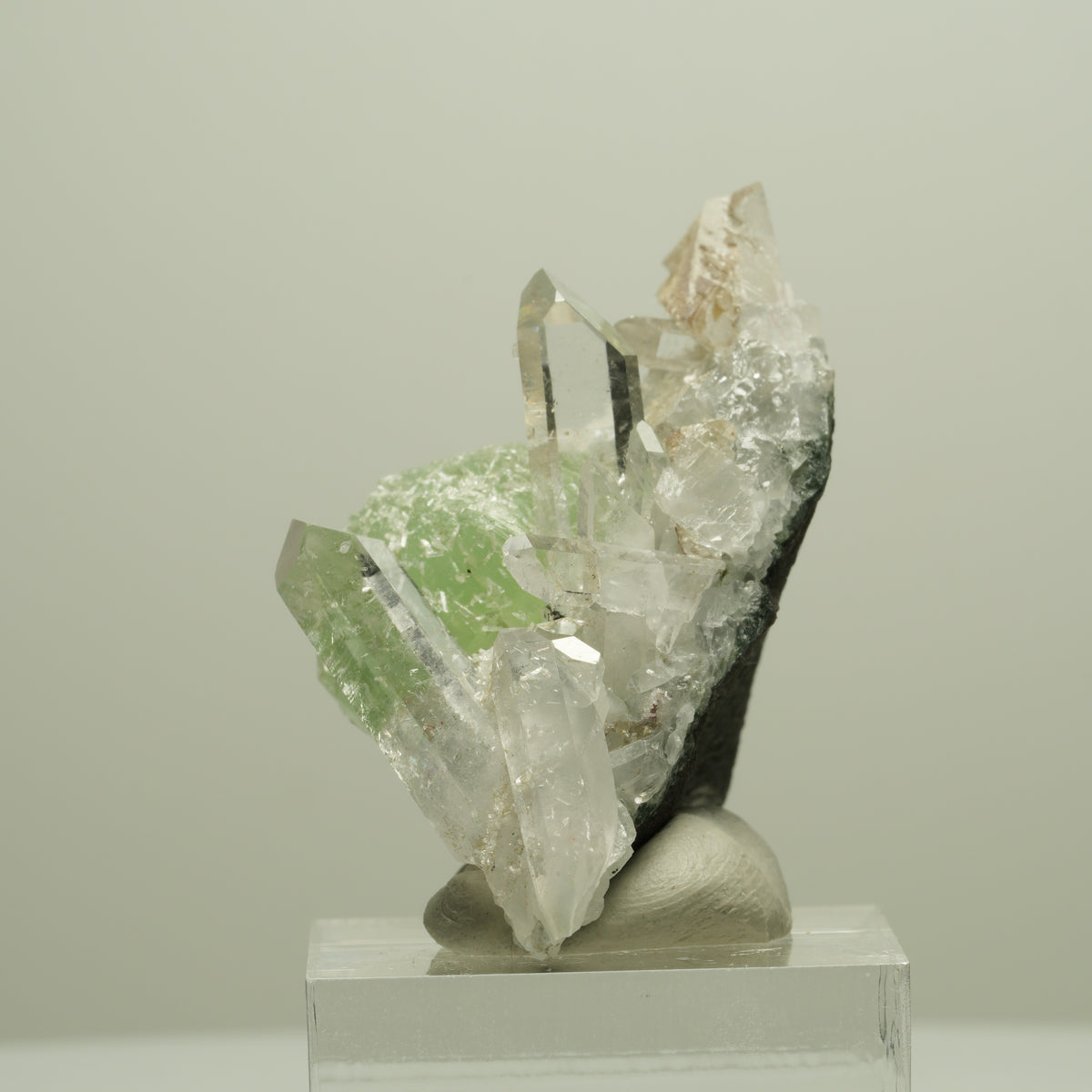 Starburst Quarz, Prehnit, Analcim, Epidot auf Matrix Streep Mine, Namibia 55*32*26mm #14643