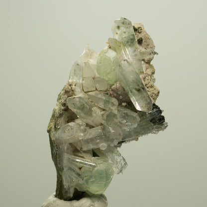 Harlekin Quarz, Prehnit, Analcim, Epidot auf Matrix Streep Mine, Namibia 66*39*24mm #14671