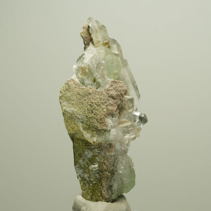 Harlekin Quarz, Prehnit, Analcim, Epidot auf Matrix Streep Mine, Namibia 66*39*24mm #14671