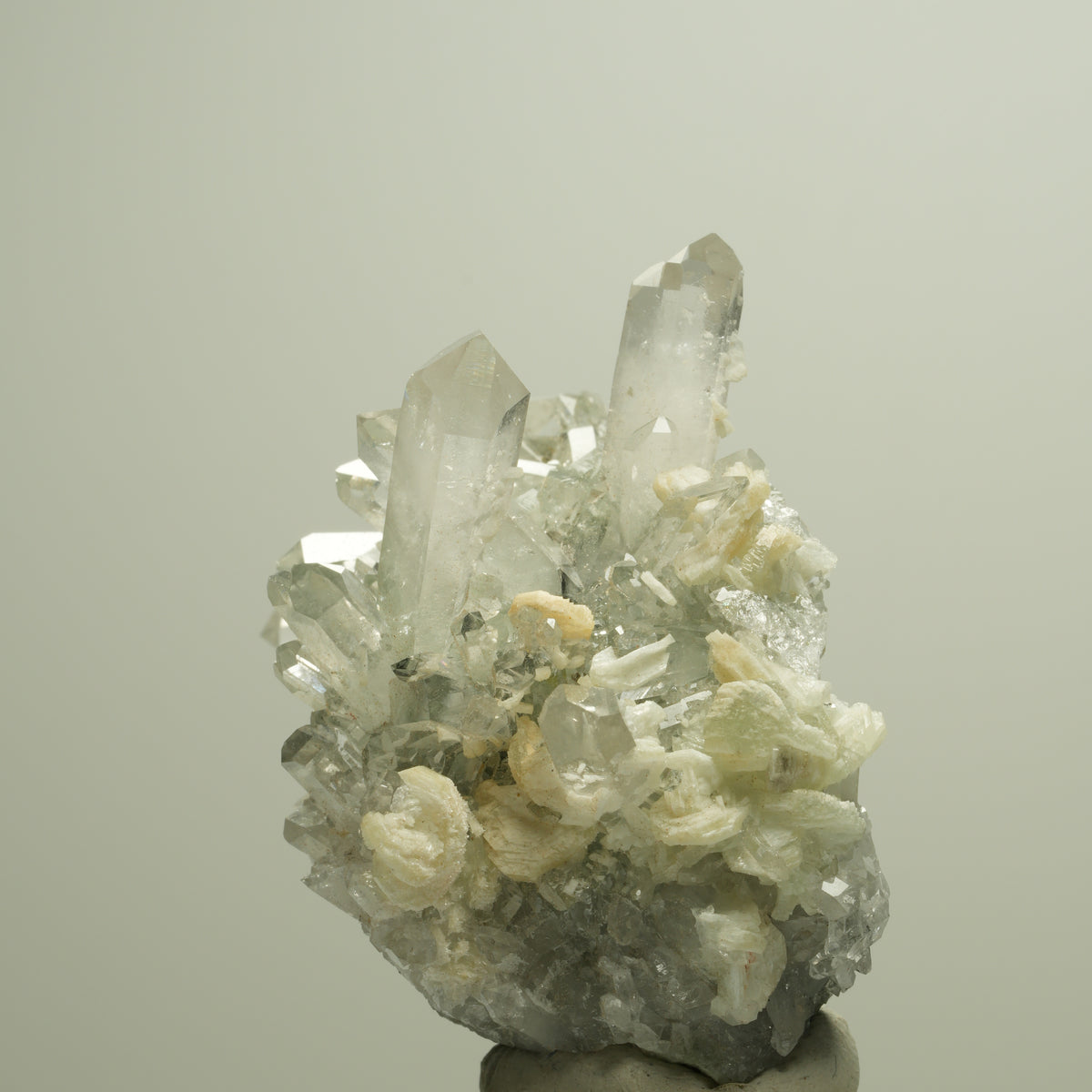 Starburst Quarz, Prehnit, Epidot auf Matrix Streep Mine, Namibia 60*50*34mm #14673