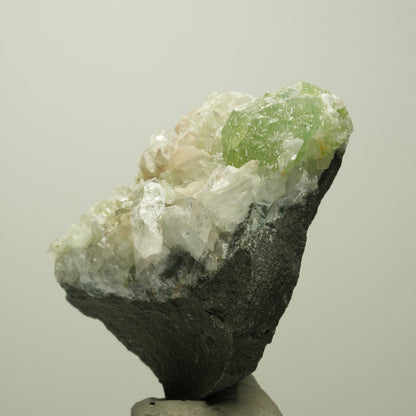 Quarz, Prehnit, Calcit, Analcim, Epidot auf Matrix Streep Mine, Namibia 73*62*39mm #14683