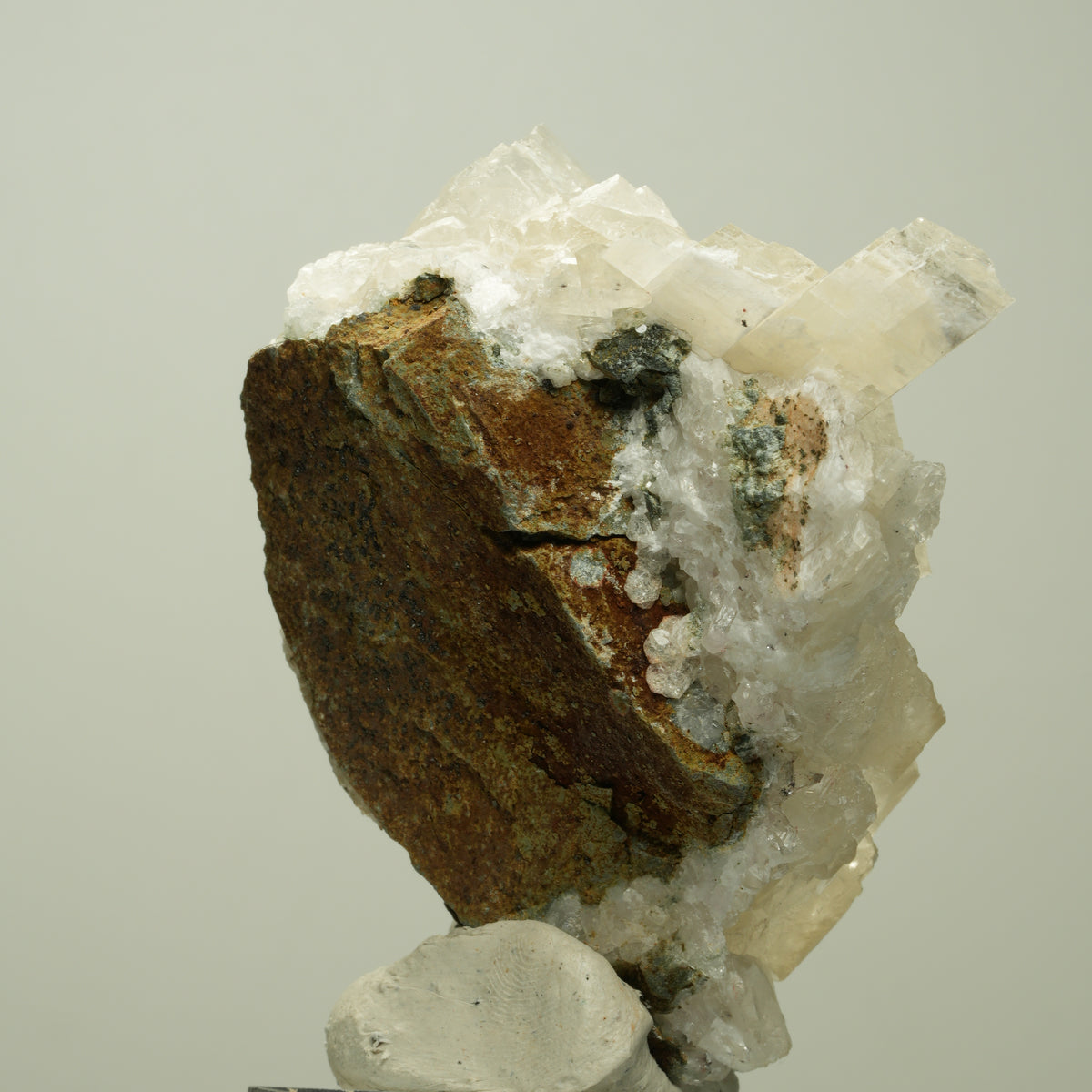 Große Calcit Würfel Stufe Streep Mine, Goboboseb, Namibia 82*62*35mm #14689