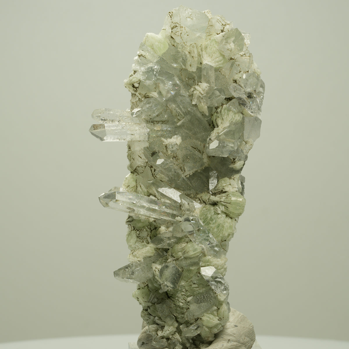 Starburst Quarz, Prehnit, Analcim, Epidot auf Matrix Streep Mine, Namibia 80*41*19mm #14692