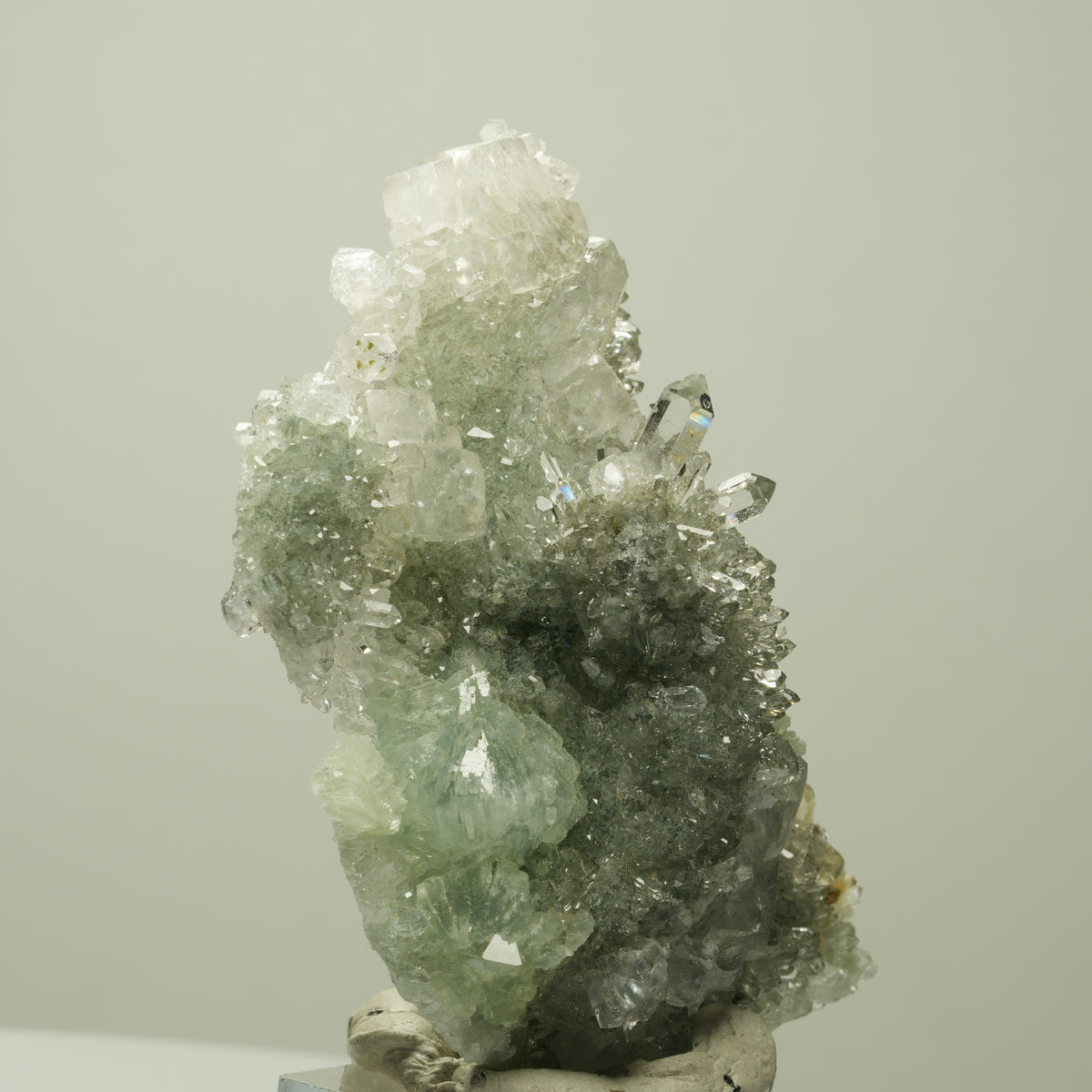 Starburst Quarz, Prehnit, Calcit, Analcim, Epidot, Matrix Streep Mine, Namibia 67*52*30mm #14700