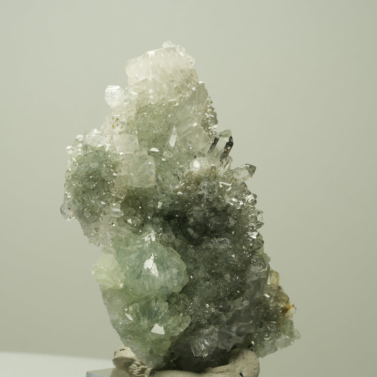 Starburst Quarz, Prehnit, Calcit, Analcim, Epidot, Matrix Streep Mine, Namibia 67*52*30mm #14700