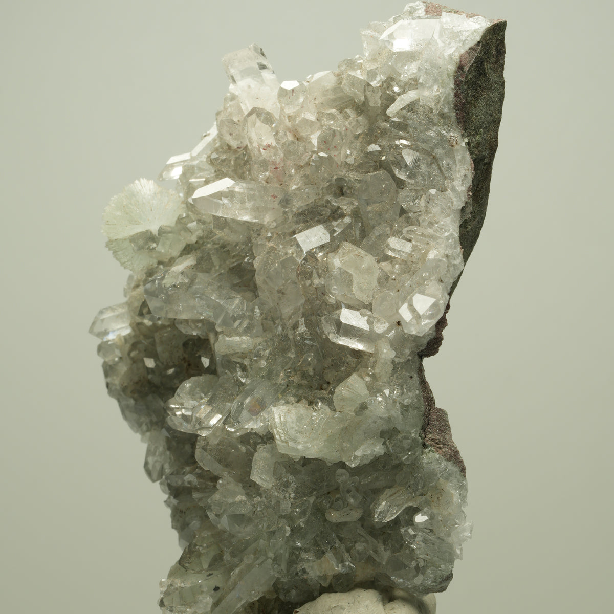 Harlekin Starburst Quarz, Prehnit, Analcim, Epidot, Matrix Streep Mine, Namibia 82*61*25mm #14702