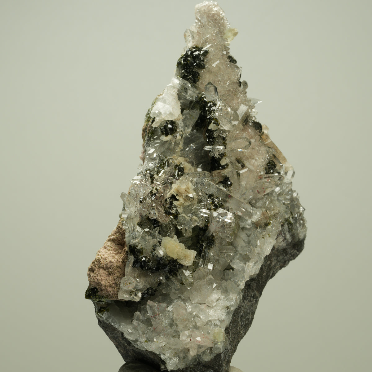 Harlekin Starburst Quarz, Prehnit, Calcit, Epidot, Matrix Streep Mine, Namibia 98*52*36mm #14705
