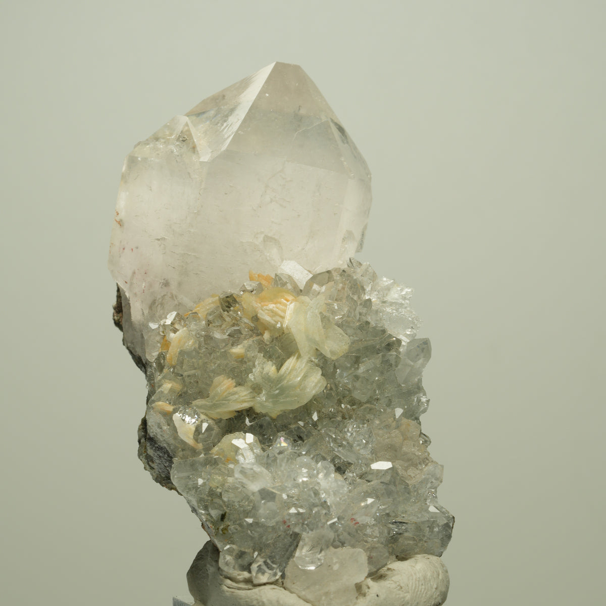Harlekin Starburst Quarz, Prehnit, Calcit, Epidot, Matrix Streep Mine, Namibia 85*36*37mm #14713