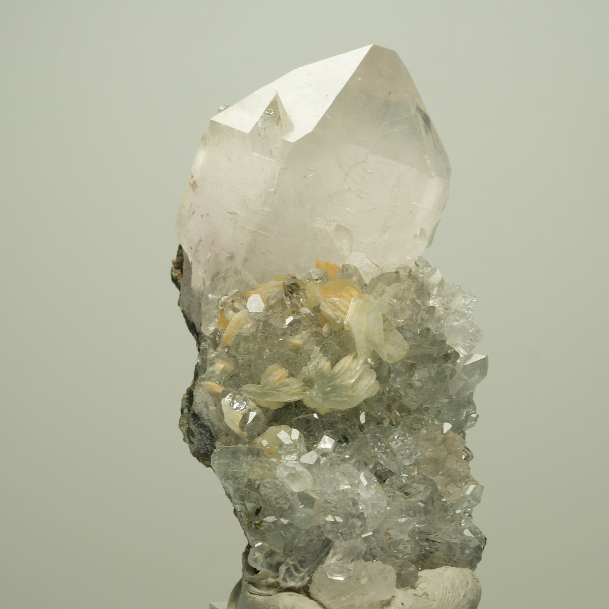 Harlekin Starburst Quarz, Prehnit, Calcit, Epidot, Matrix Streep Mine, Namibia 85*36*37mm #14713