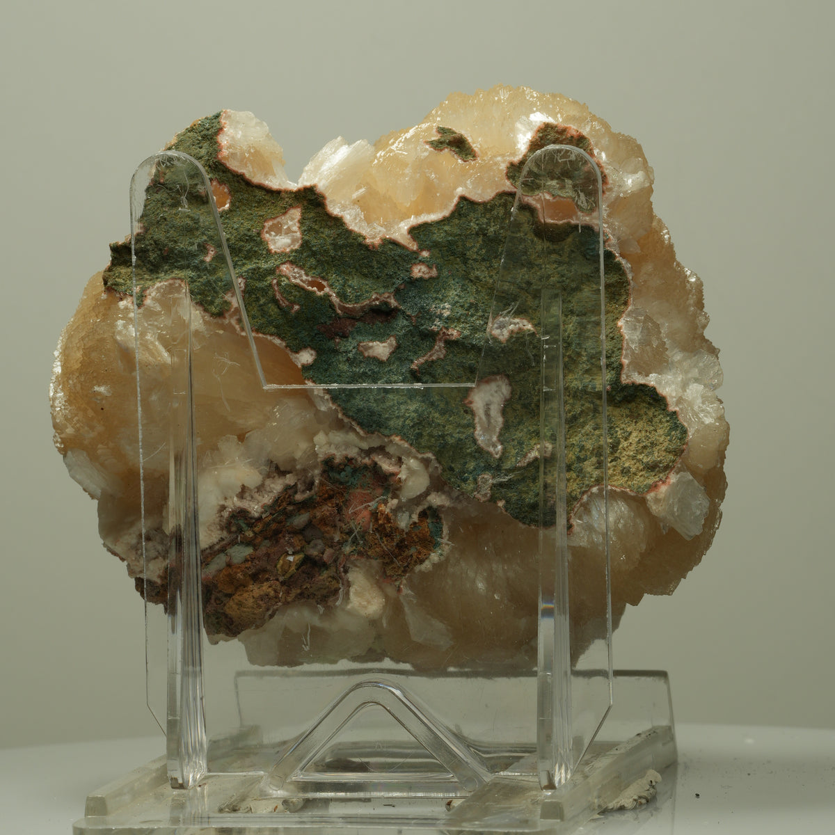 XL Stilbit, Apophyllit, Basalt, Seladonit Stufe Poona, Indien 91*90*78mm #14727