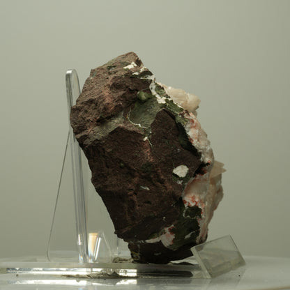 XL Stilbit, Basalt, Seladonit Stufe Poona, Indien 122*88*49mm #14729