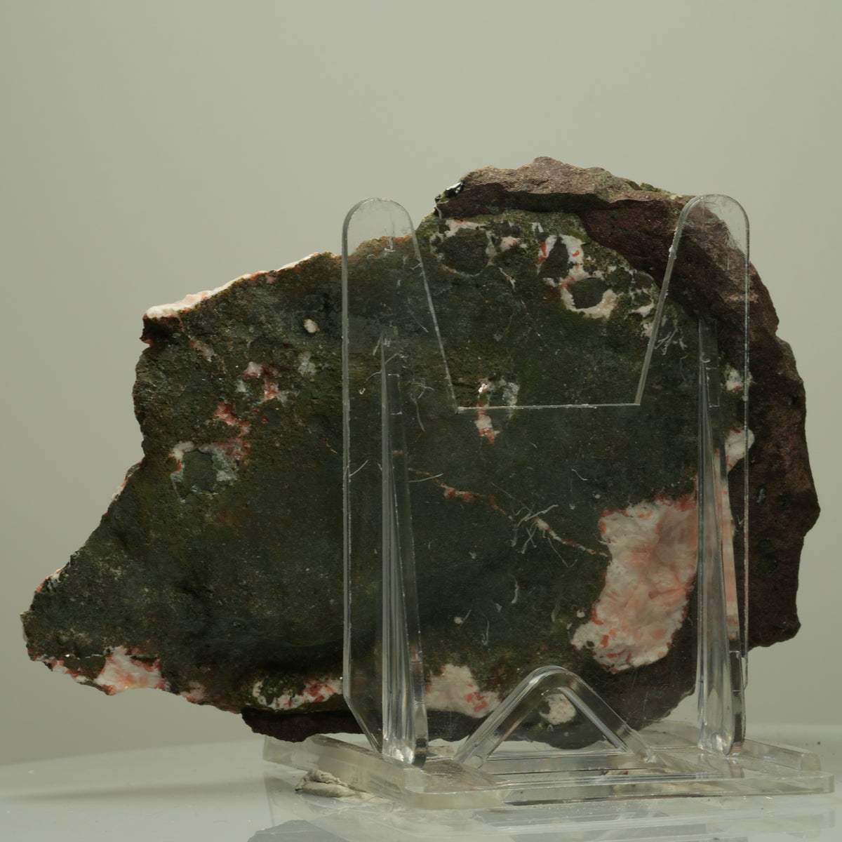 XL Stilbit, Basalt, Seladonit Stufe Poona, Indien 122*88*49mm #14729