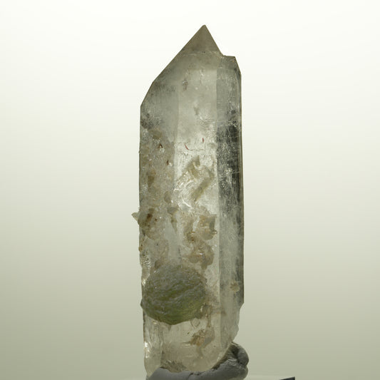 Skelett Phantom Rauchquarz mit Prehnit Streep Mine Goboboseb, Namibia 66*20*24mm #14738