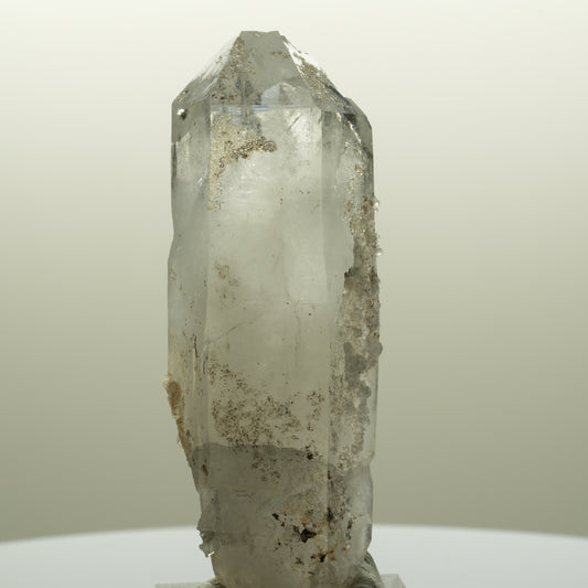 Skelett Phantom Rauchquarz mit Analcim, Hämatit Streep Mine, Goboboseb, Namibia 69*25*19mm #14751