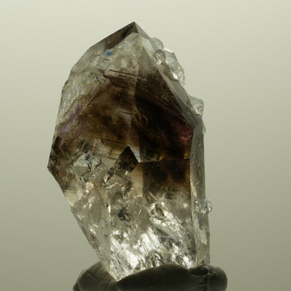 Harlekin Lemurian Phantom Amethyst mit Analcim Streep Mine, Goboboseb, Namibia 51*30*25mm #14809